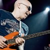 joe_satriani_p2010_34