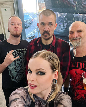 thehellfreaks_5