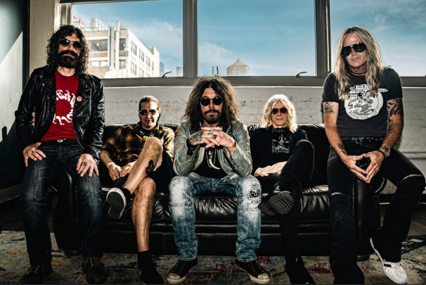 1127_thedeaddaisies