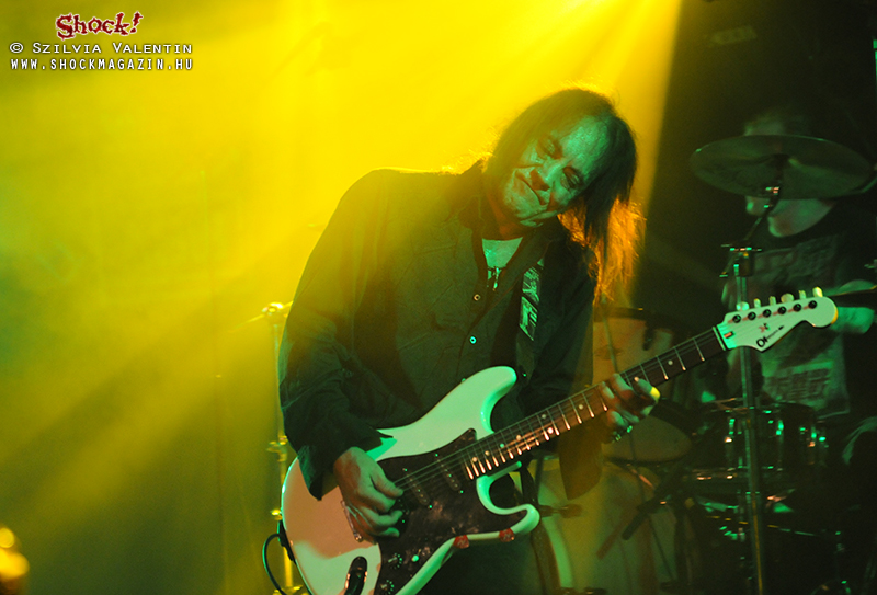 1016_jake_e_lee