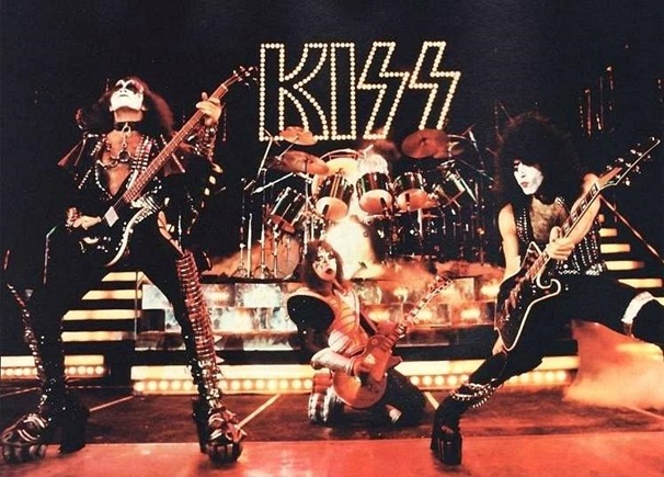kiss_9